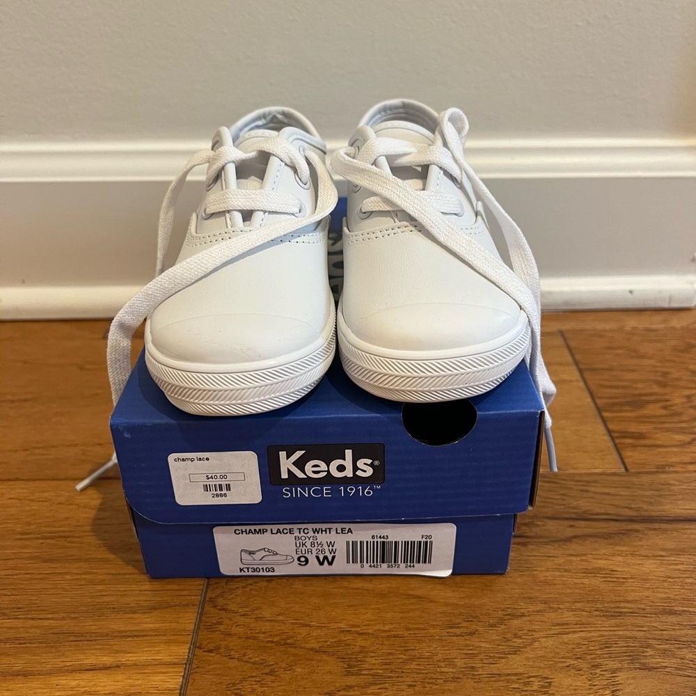 Keds Champ White Leather lace up NIB size 9W
